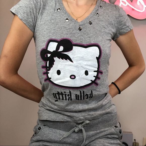 Hello Kitty Tracksuit - Picture 3 of 6